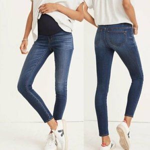 Madewell Maternity Skinny Jeans in Danny Wash Over The Belly